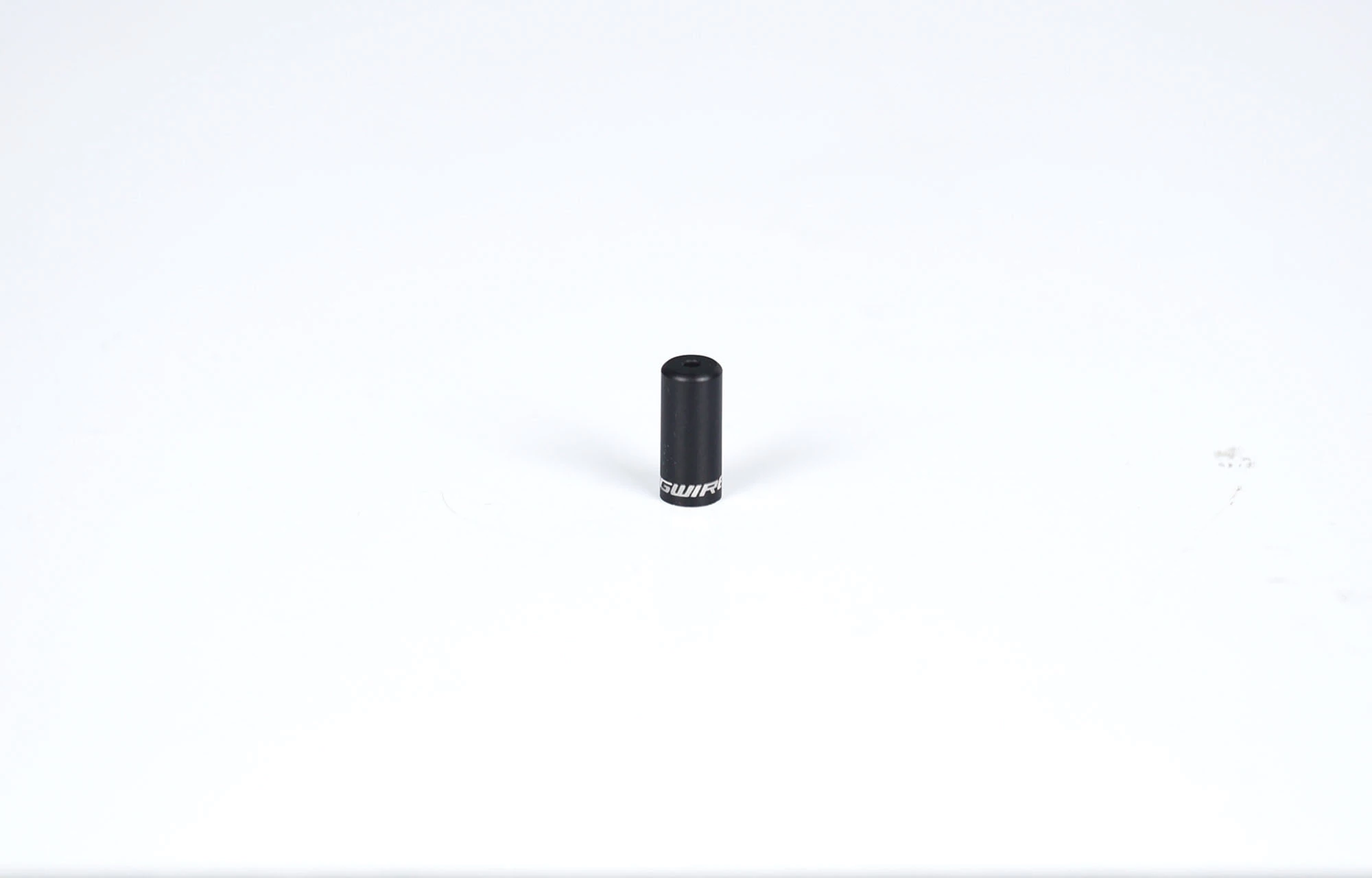 ALLOY OPEN FERRULE/BLACK W/JAGWIRE LOGO 1 ALLOY OPEN FERRULE/BLACK W/JAGWIRE LOGO