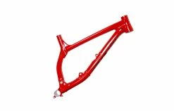 TRIANGLE AVANT FURIOUS RED